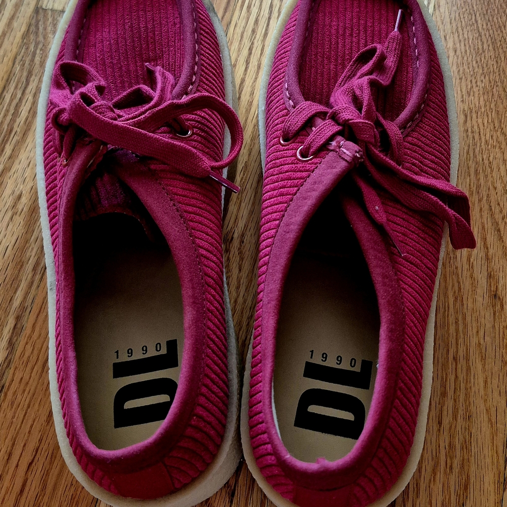 NWOT Funky 90s Mocassins - Picture 3 of 4